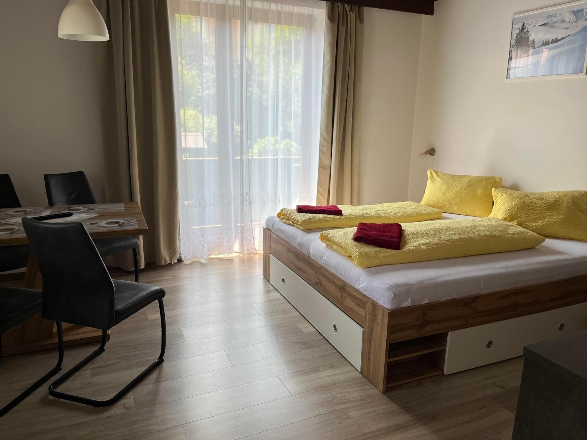 Pension Steiner, 6143 Matrei Am Brenner!!Check-In Between 15 - 21 O'Clock!! No Breakfast Muhlbachl Kültér fotó