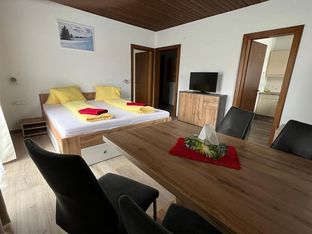 Pension Steiner, 6143 Matrei Am Brenner!!Check-In Between 15 - 21 O'Clock!! No Breakfast Muhlbachl Kültér fotó