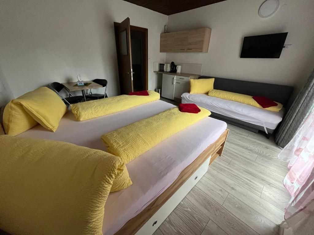 Pension Steiner, 6143 Matrei Am Brenner!!Check-In Between 15 - 21 O'Clock!! No Breakfast Muhlbachl Kültér fotó
