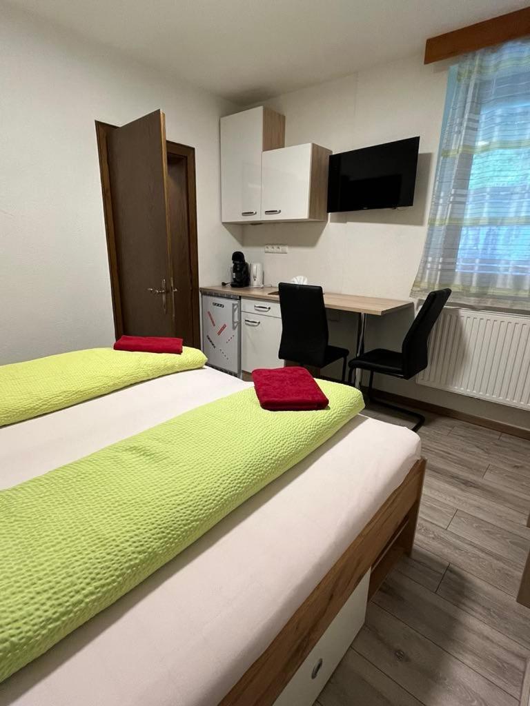 Pension Steiner, 6143 Matrei Am Brenner!!Check-In Between 15 - 21 O'Clock!! No Breakfast Muhlbachl Kültér fotó